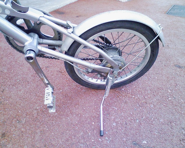 �X�^���h�����L���L��